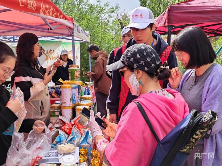 青山区:小市集承载大民生